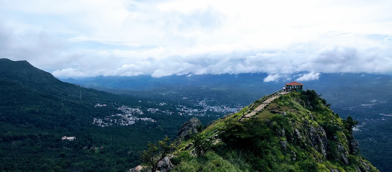Needle Rock View Point (Oosi Malai)